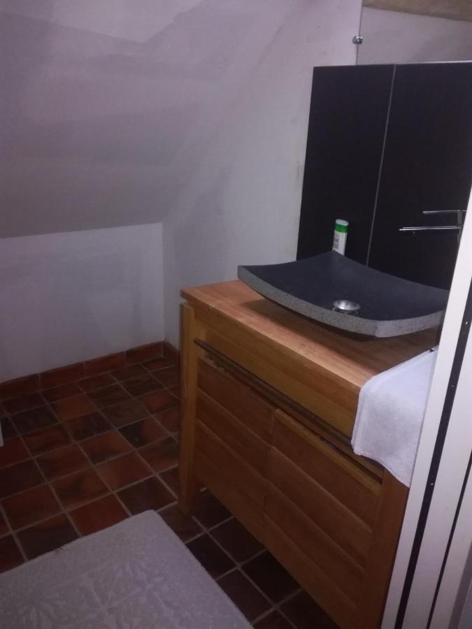 Chambre D'Hote Monthodon Exteriör bild